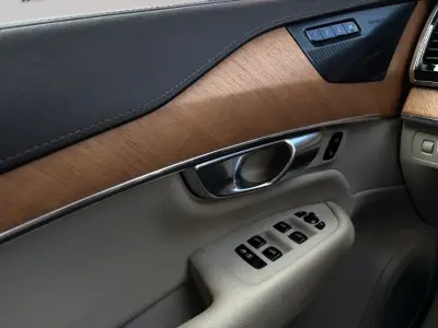 Volvo XC90 2021 · foto 14