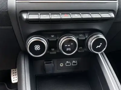 Renault Clio 2024 · foto 14