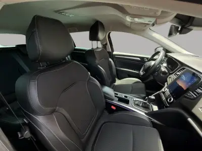 Renault Megane 2023 · foto 17