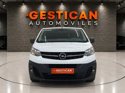 Opel Vivaro 2022 · foto 3