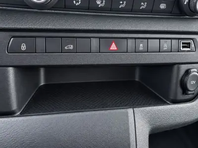 Opel Vivaro 2022 · foto 11