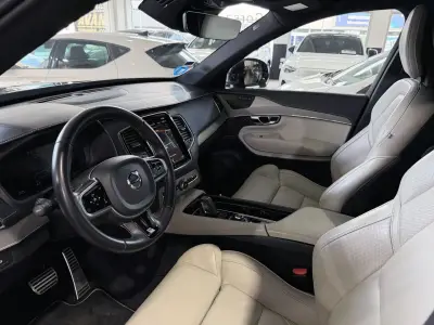 Volvo XC90 2019 · foto 8