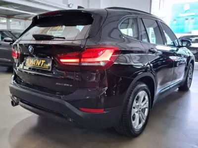 BMW X1 2021 · foto 7