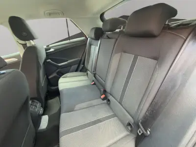 Volkswagen T-Roc 2023 · foto 14