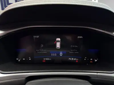 Volkswagen T-Roc 2023 · foto 9