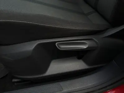 Volkswagen T-Roc 2023 · foto 18