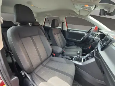 Volkswagen T-Roc 2023 · foto 17