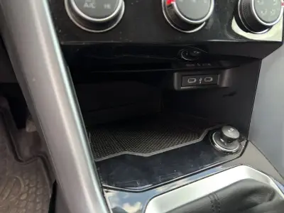 Volkswagen T-Roc 2023 · foto 20