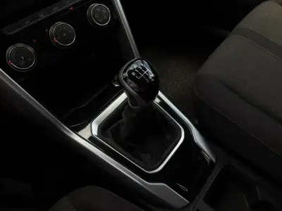 Volkswagen T-Roc 2023 · foto 10