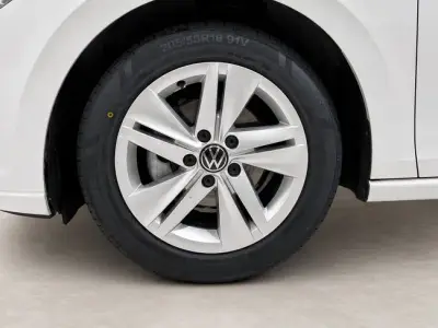 Volkswagen Golf 2021 · foto 8