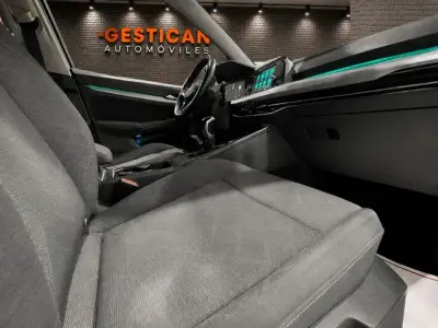 Volkswagen Golf 2021 · foto 12
