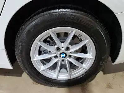 BMW Serie 3 2020 · foto 10