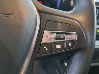 BMW Serie 3 2020 · foto 18