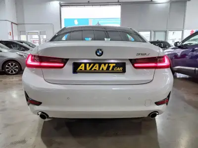 BMW Serie 3 2020 · foto 7