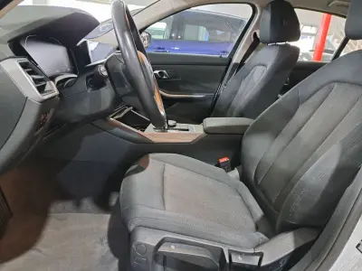 BMW Serie 3 2020 · foto 12
