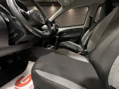 Toyota Aygo X 2024 · foto 13